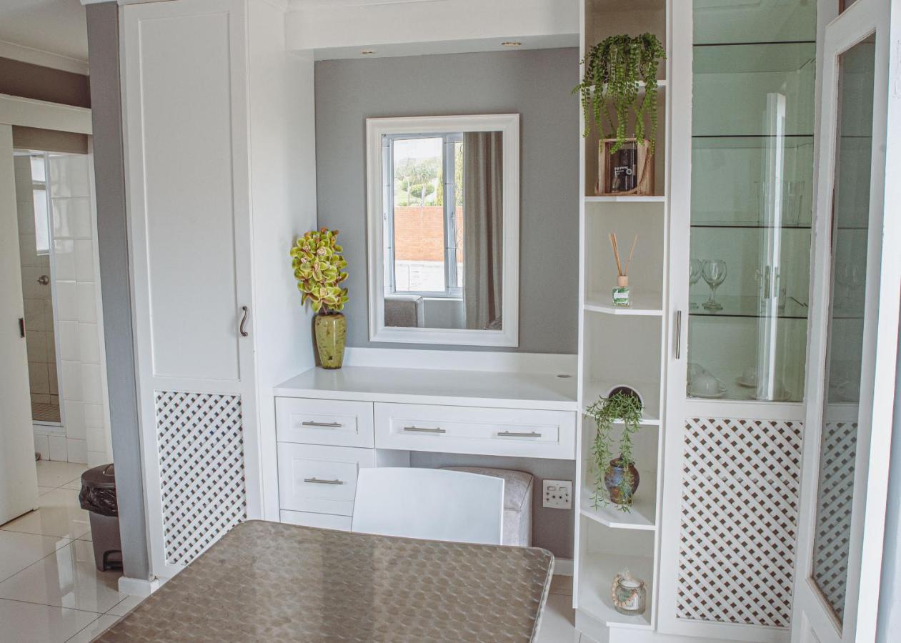Harbour Cottages, Humewood Port Elizabeth Extérieur photo